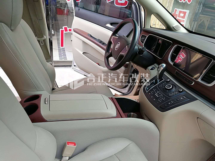 别克GL8专用扶手箱,纯手工制作,带电动暗盒 别克GL8专用扶手箱,纯手工制作,带电动暗盒