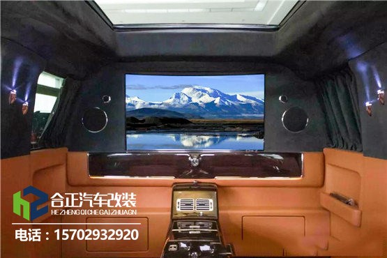 7座路虎发现4改装房车
