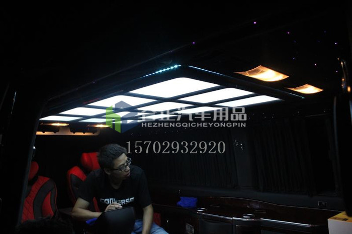 大众凯路威汽车内饰改装-顶篷改装