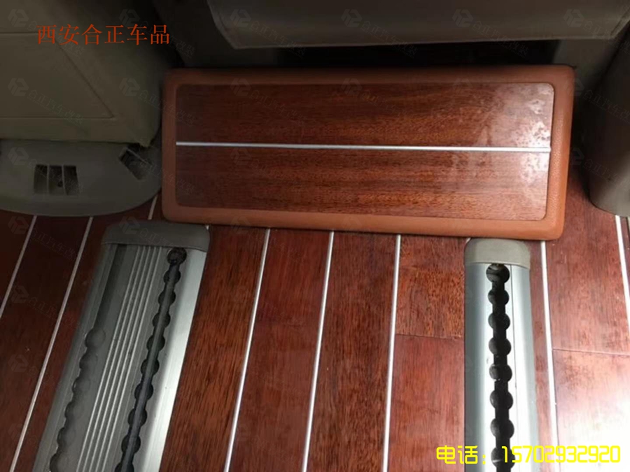 奔驰唯雅诺内饰改装