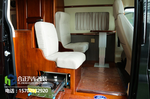 ​  全顺新世代改装房车，车内采用贯通式设计