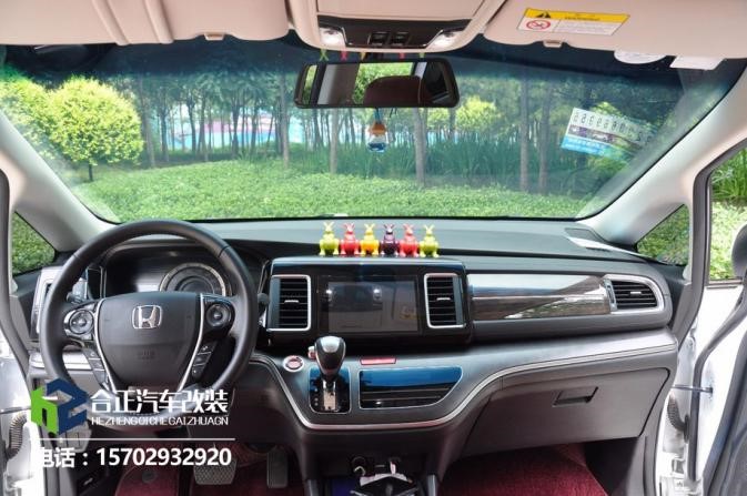 艾力绅内饰改装房车