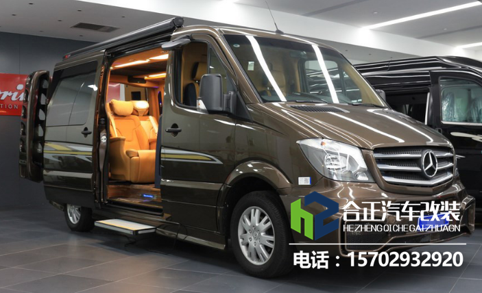 奔驰斯宾特房车1.png