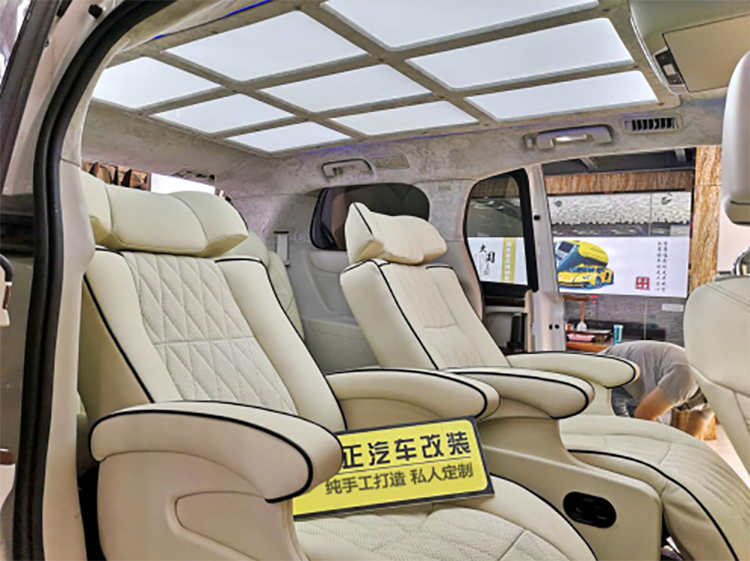 西安别克gl8商务车44.png