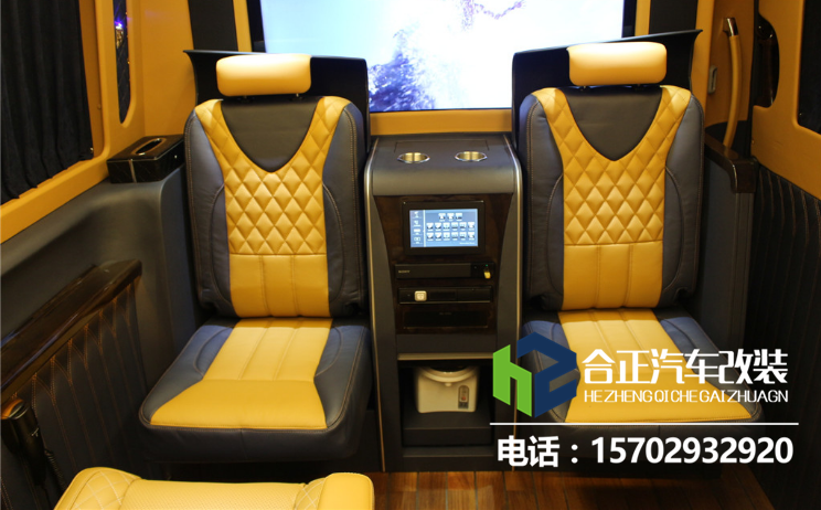 奔驰斯宾特房车7.png